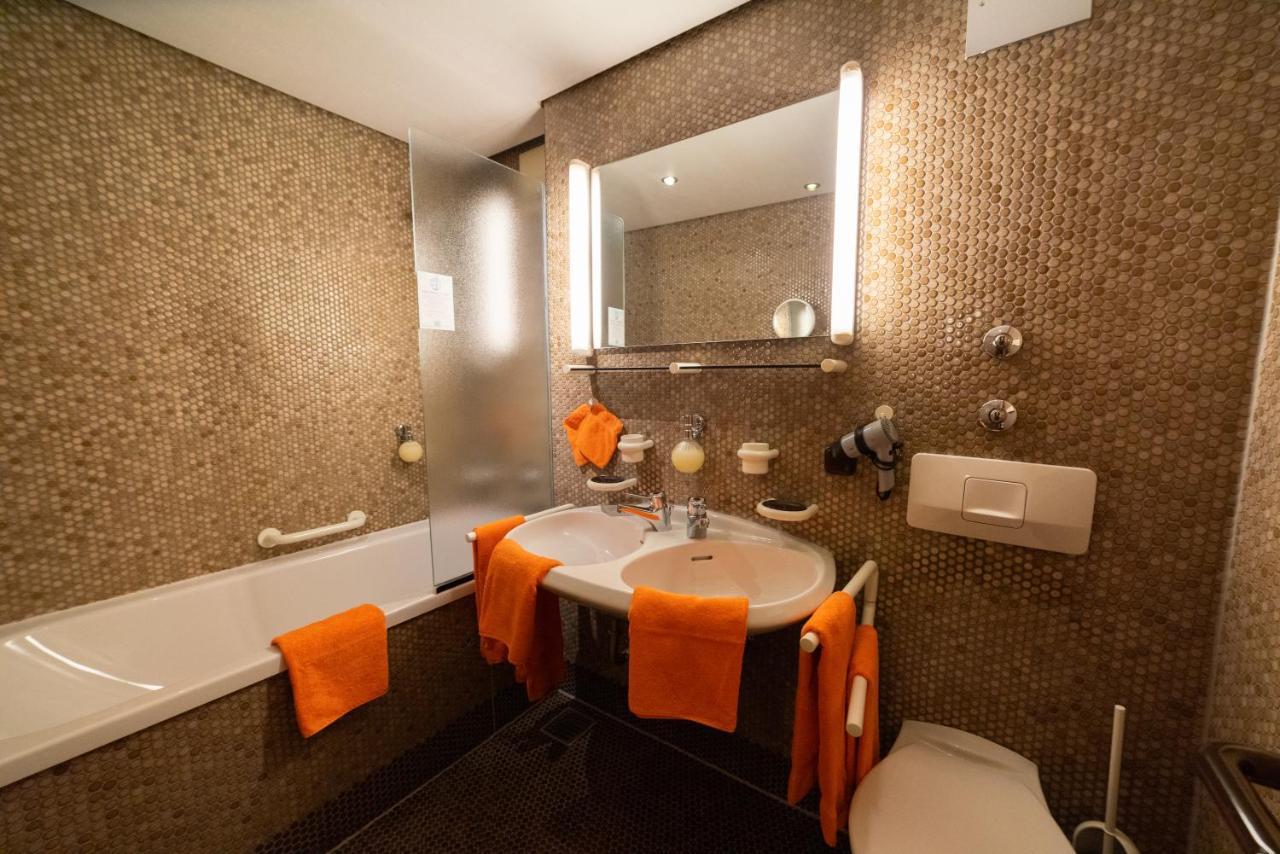 Stadt-Gut-Hotel Filderhotel Ostfildern Esterno foto