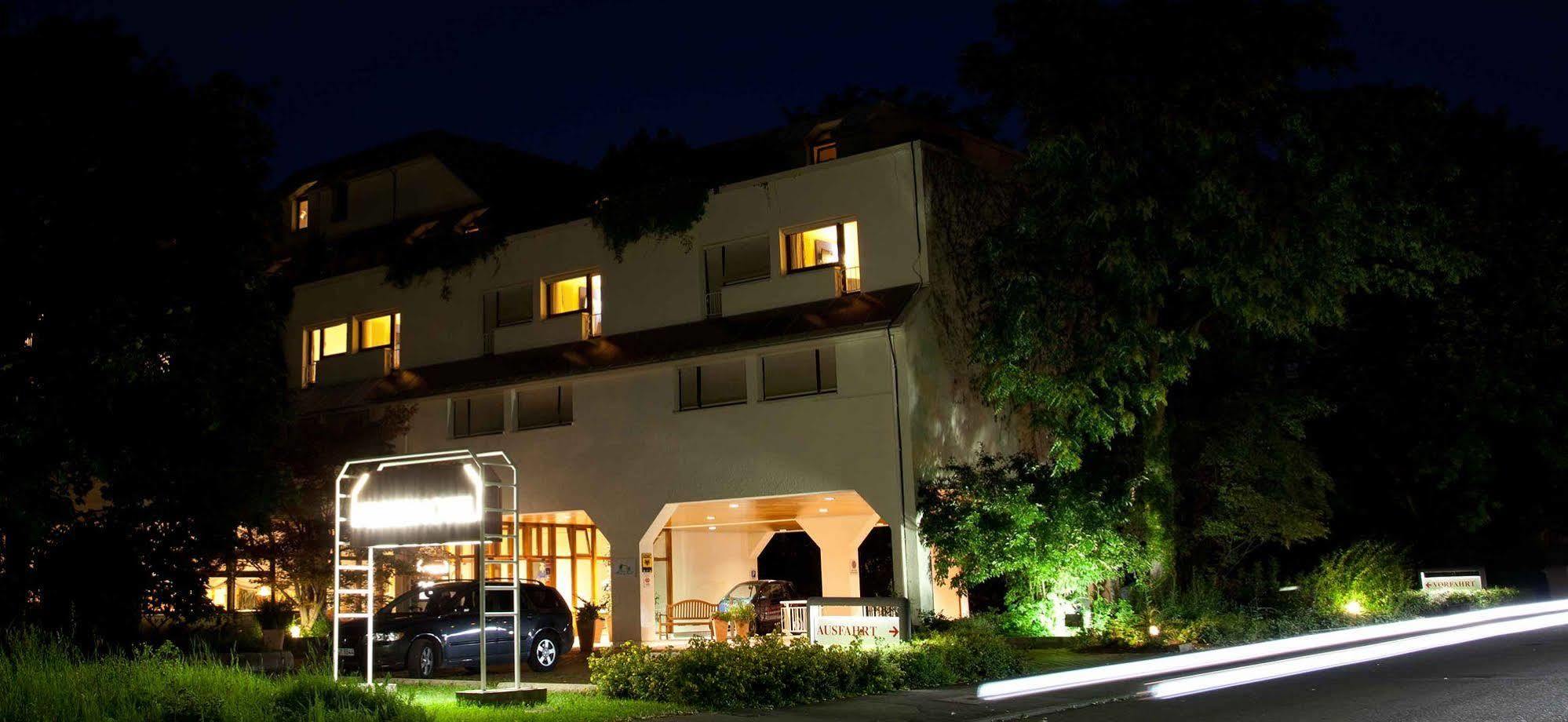 Stadt-Gut-Hotel Filderhotel Ostfildern Esterno foto