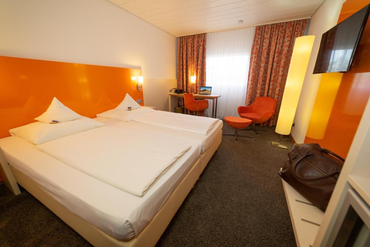 Stadt-Gut-Hotel Filderhotel Ostfildern Esterno foto